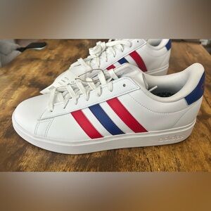 NWT Adidas Men's Grand Court 2.0 White Sneakers with Red and Blue Accents Size 9